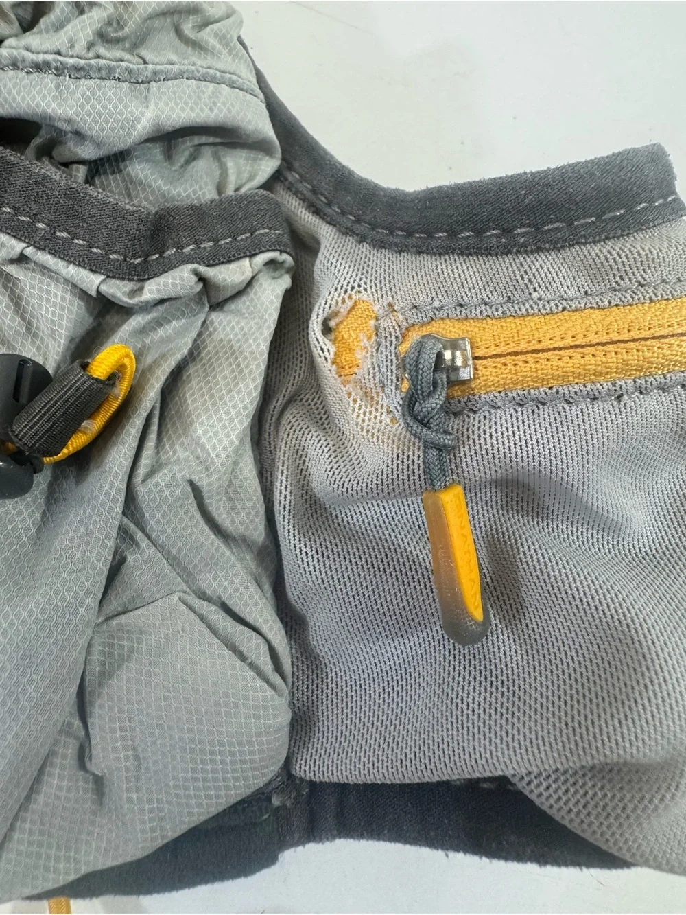 Nathan ultra light vapor air  Men's Running hydration Vest Backpack